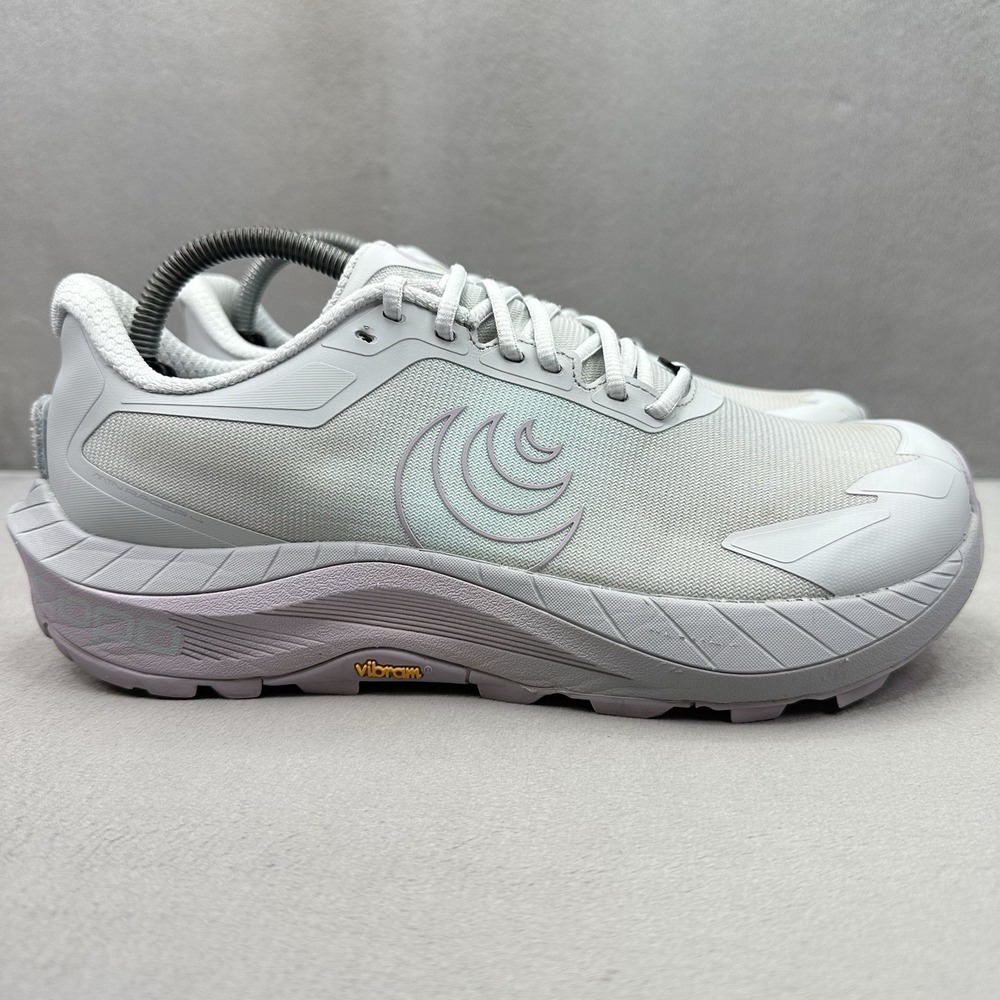 Topo Athletic MTN Racer 4 Womens Size 10 Shoes Grey Purple Trail Running Outdoor